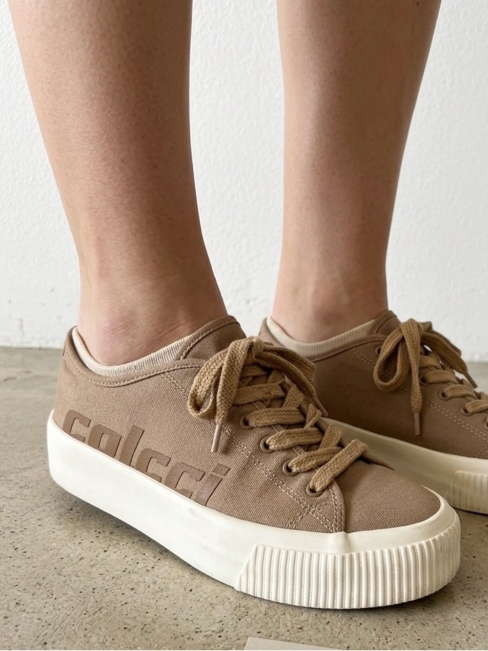 Colcci Women's Gravis Platform Sneaker | Tan / Brown Canvas (Size 8.5 US)